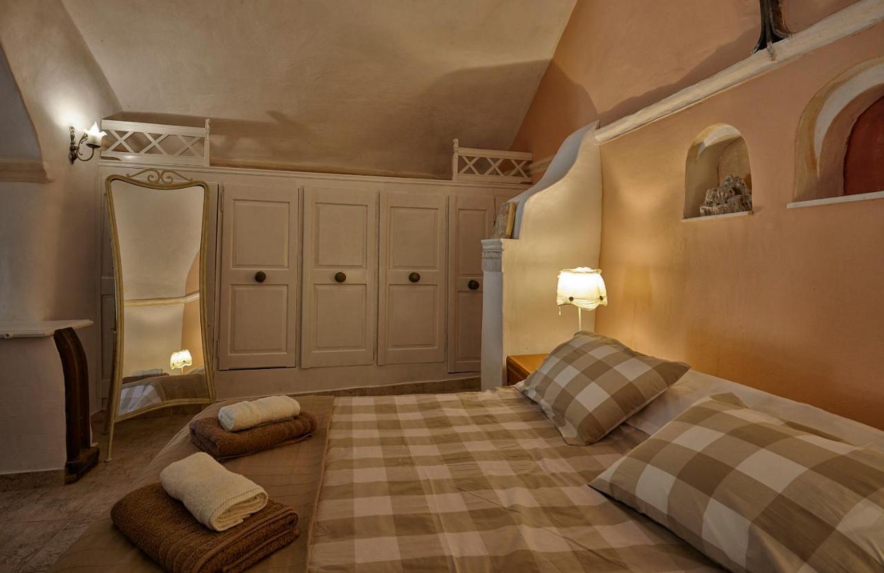 Santorini Cave Houses Vóthon Exterior foto