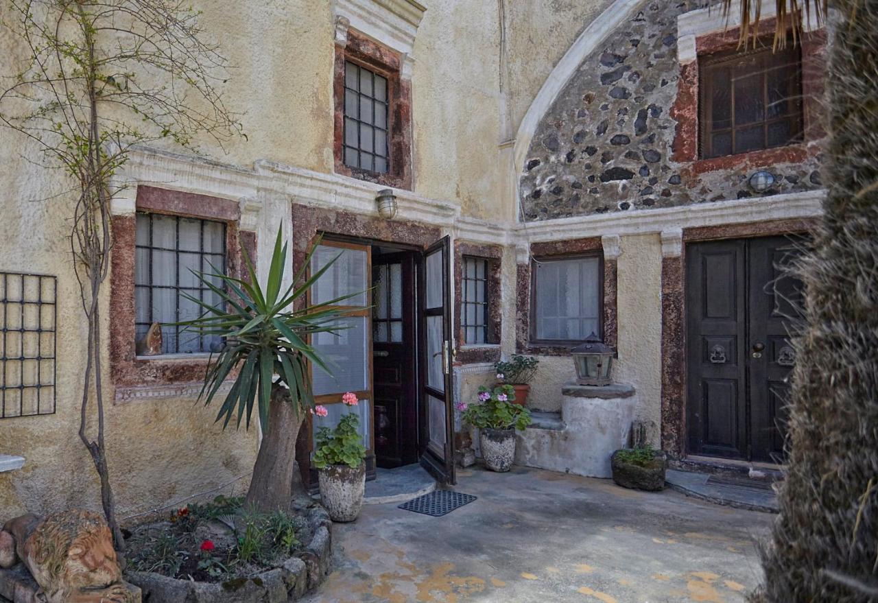 Santorini Cave Houses Vóthon Exterior foto